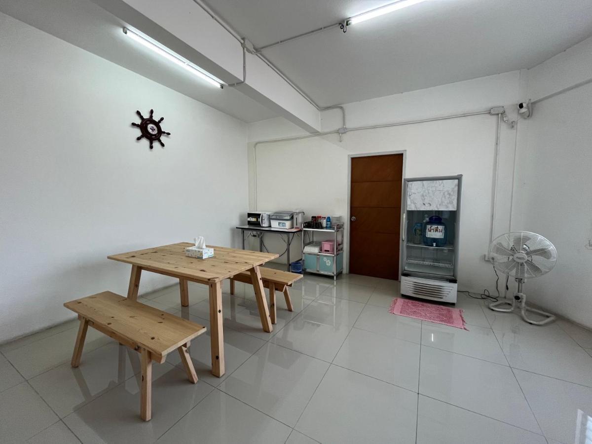 Dao Jaras Fah Hometel ดาวจรัสฟ้าโฮมเทล Bangkok Ngoại thất bức ảnh